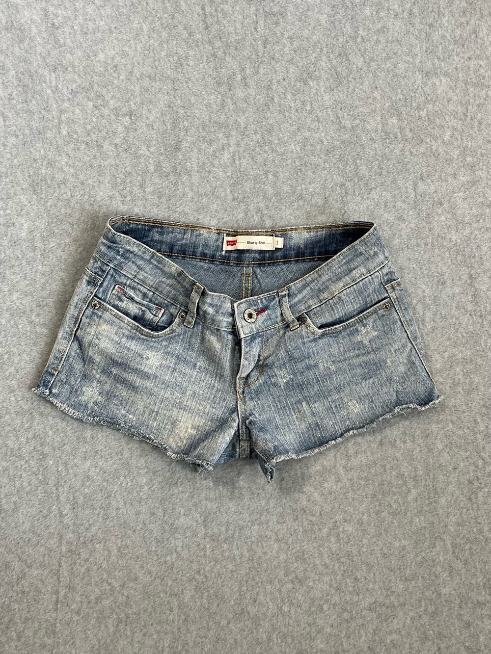 Levi's Shorty Shorts Low Rise Light Wash Star Print Denim Mini Shorts Size 1